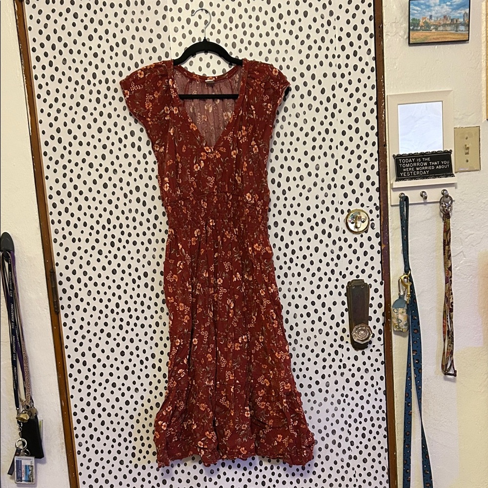 Old Navy Burgundy Floral Midi Dress